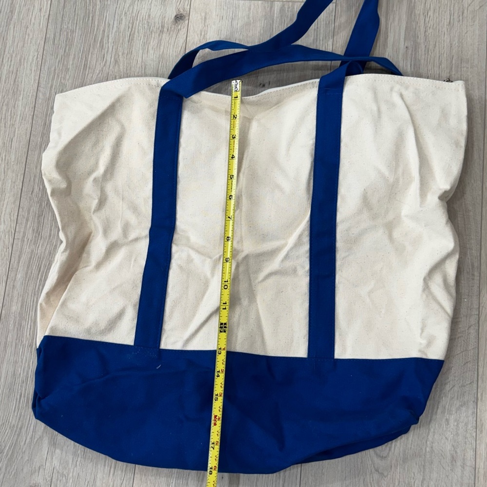 Blue and Cream Tote Bag - Picture 6 of 6